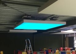 Super groot LEDpaneel met RGBW techniek